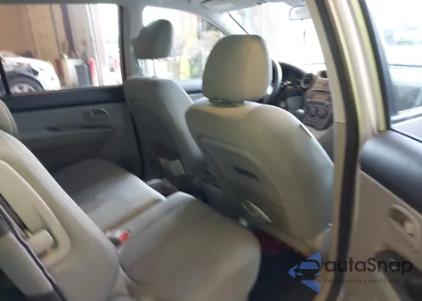 2009 Kia Rondo Lx z USA, uszkodzony, nr VIN KNAFG528997282758